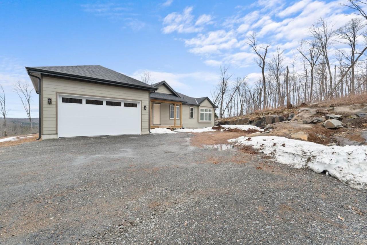 Muskoka Retreat Stunning Hilltop Views Huntsville Esterno foto